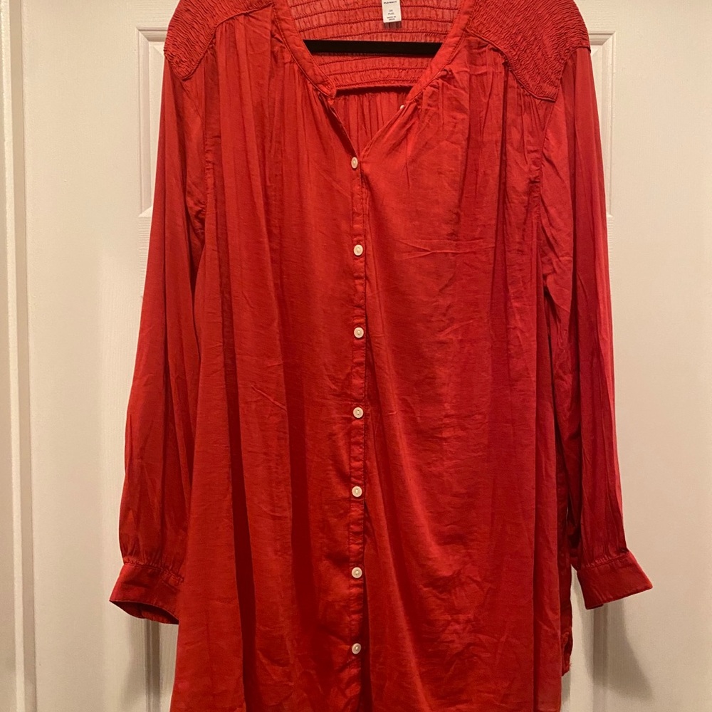 Loose smocked yoke No peak plus size tunic shirt